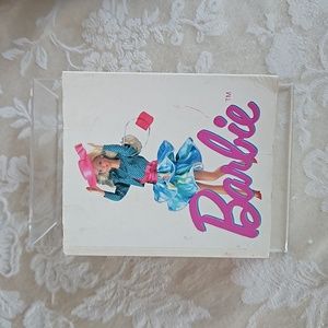 VINTAGE Barbie in Fashion book